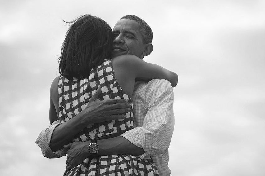 Abrazo de los Obama