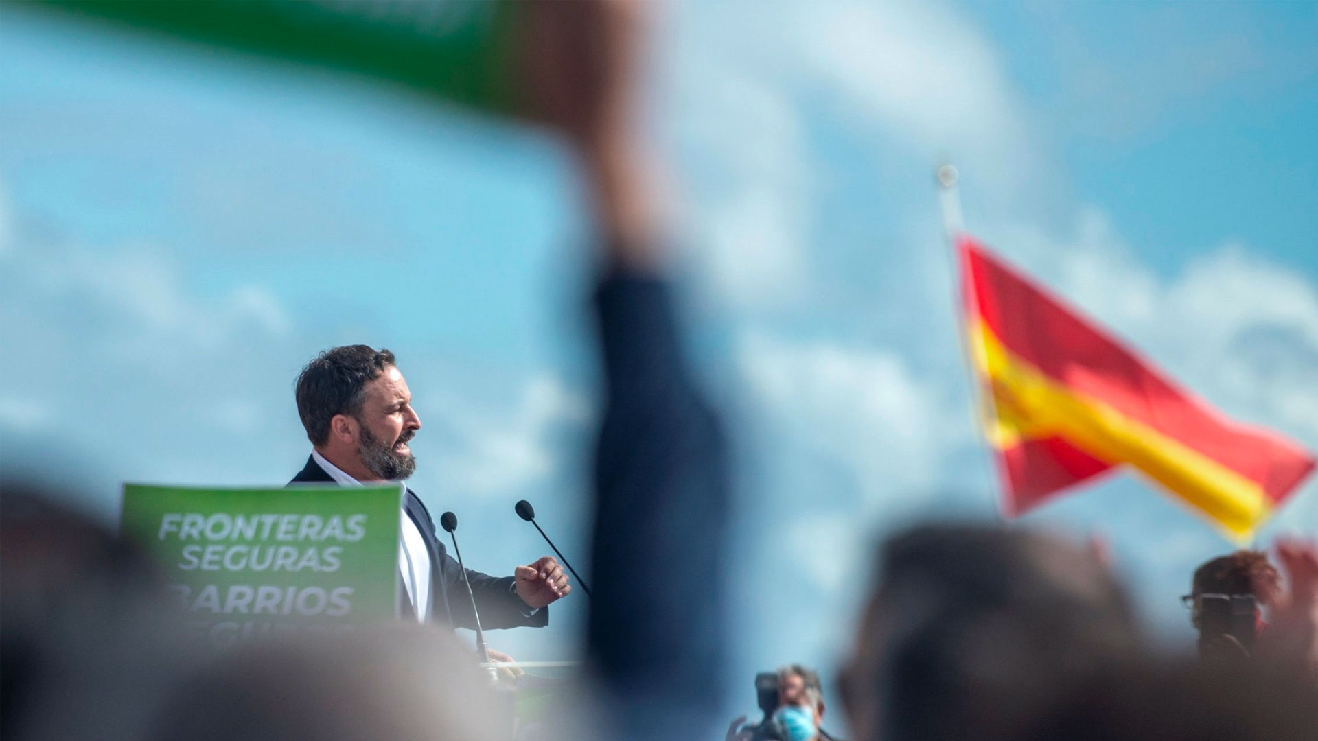 Santiago Abascal en un mitin con el título ‘Fronteras seguras’