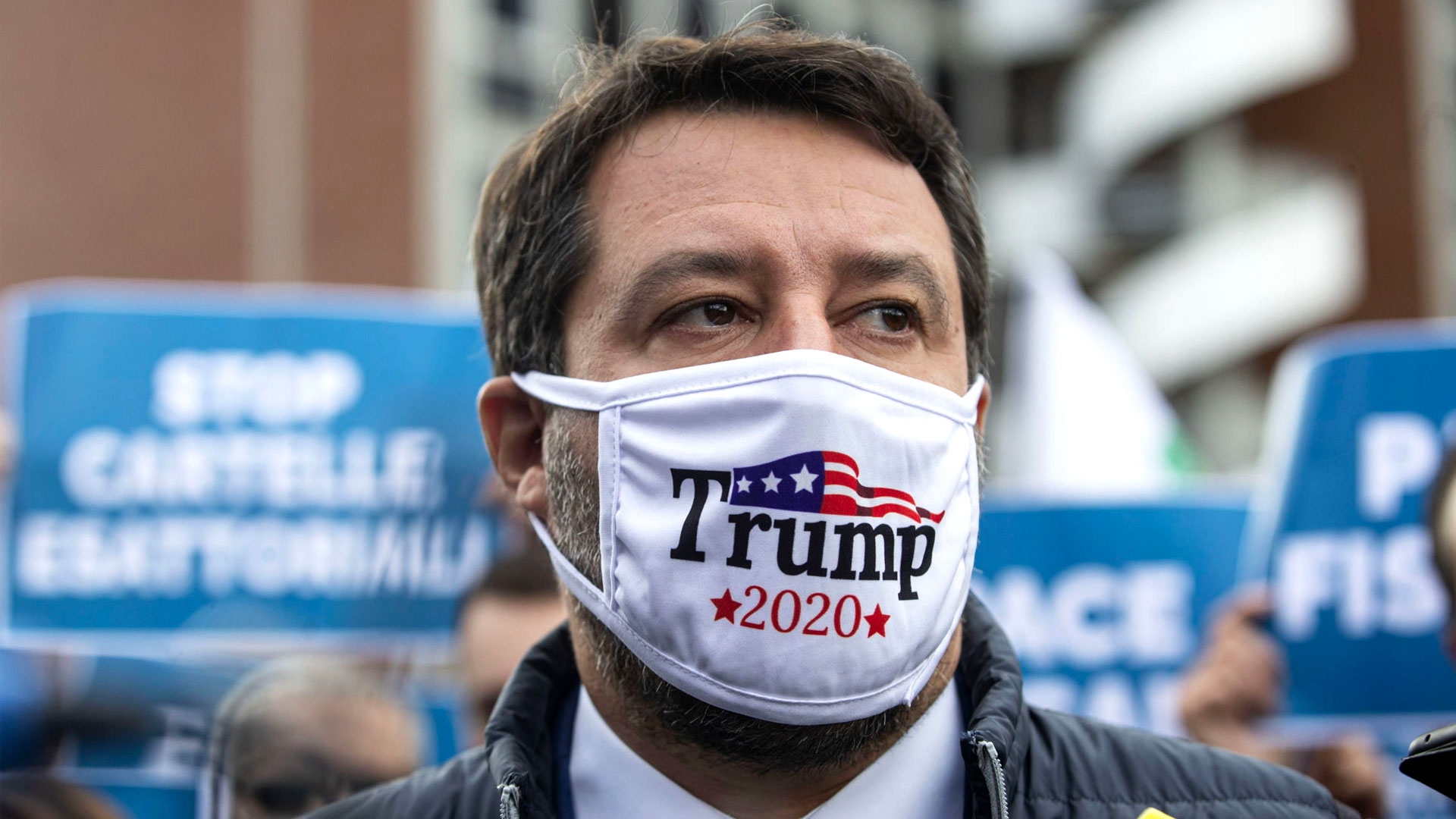 Salvini con una mascarilla en apoyo a la campaña de Trump 2020