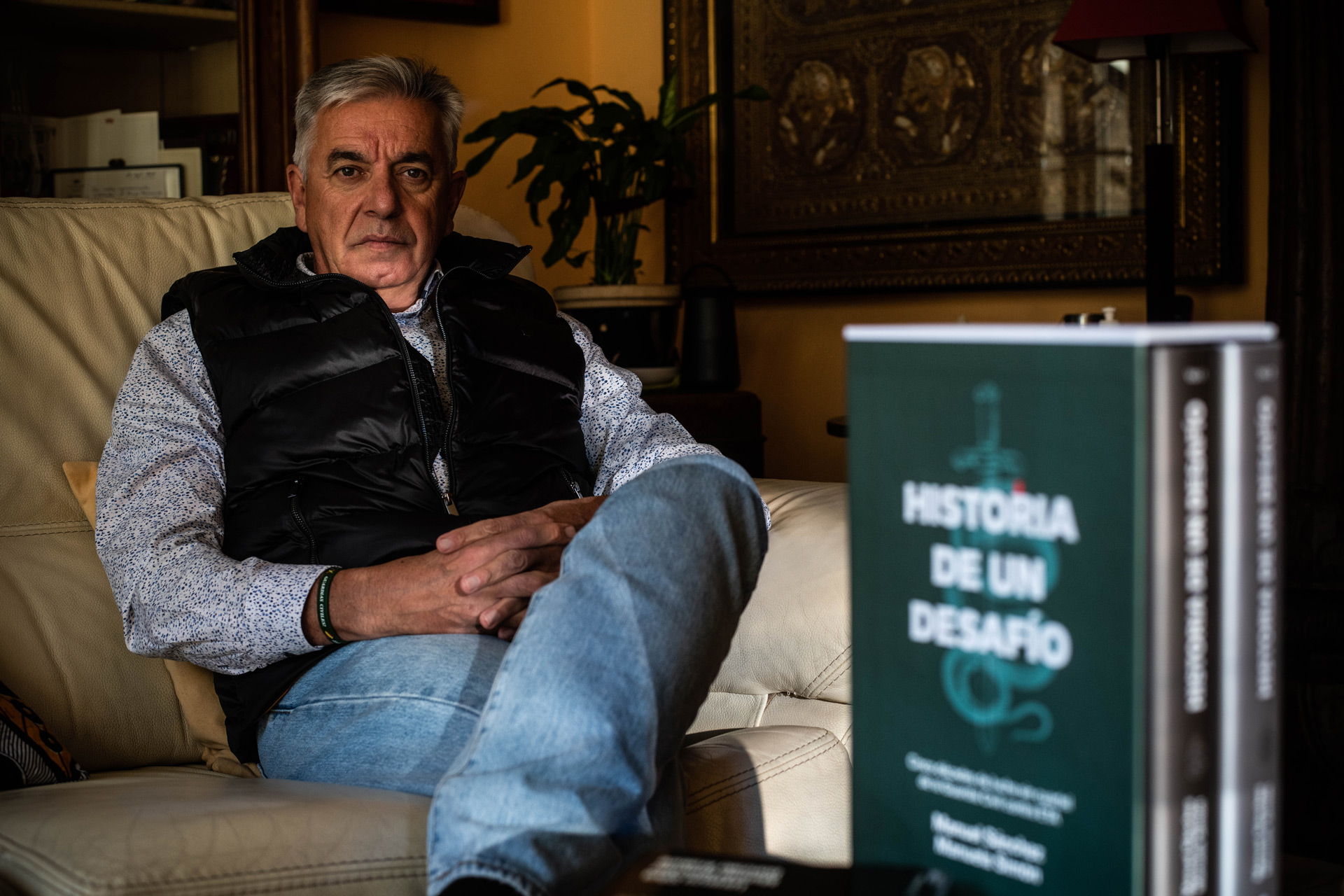 Manuel Corbí, coautor junto con Manuela Simón del libro ‘Historia de un desafío’
