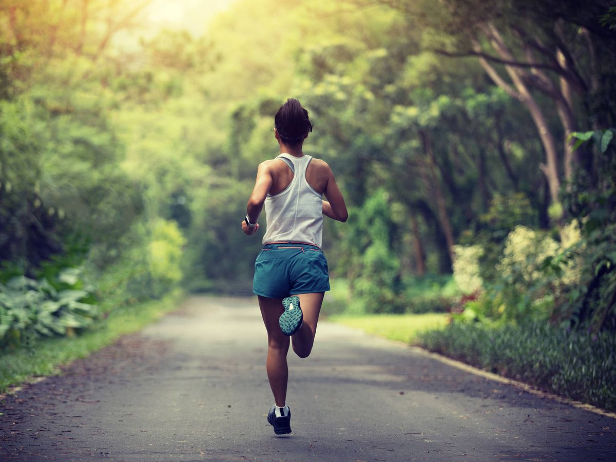 Correr más kilómetros o a más velocidad: ¿qué es mejor para adelgazar?