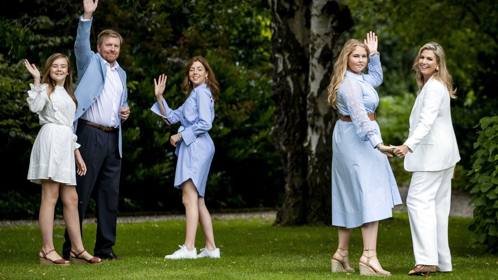 Foto: La familia real holandesa, en el posado de julio. (EFE)