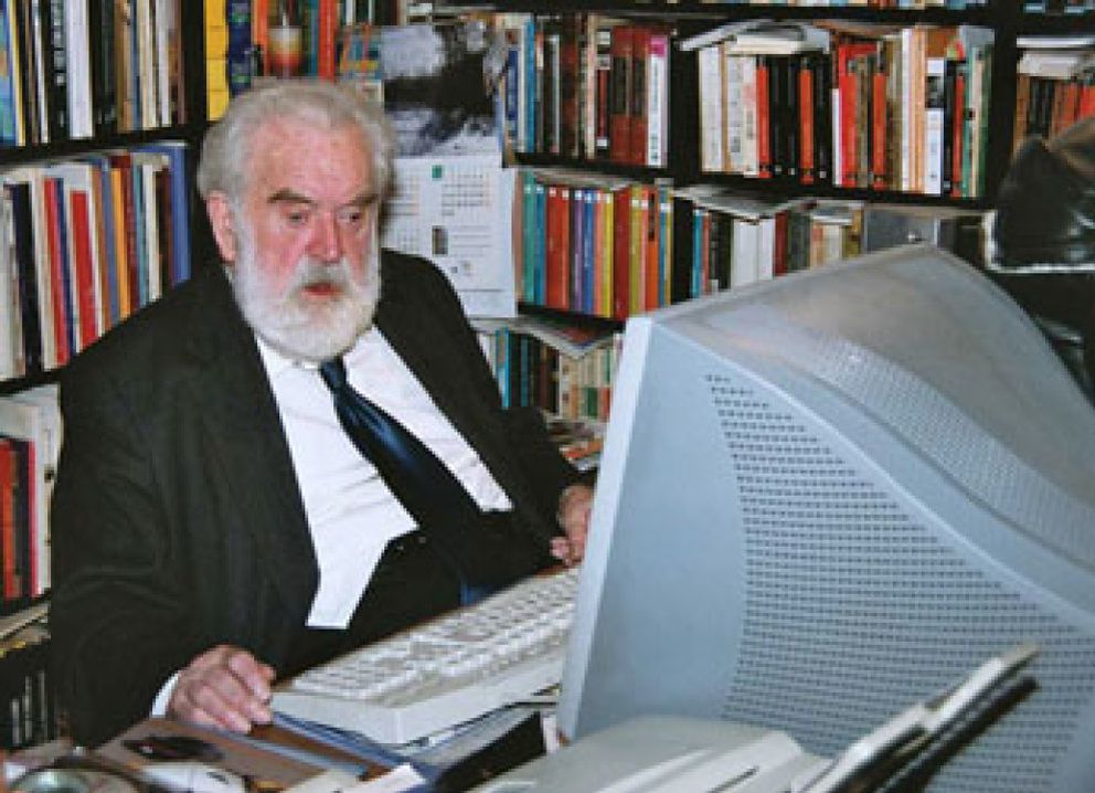 Foto: Muere el escritor León Roca, el más importante experto en la obra de Blasco Ibáñez