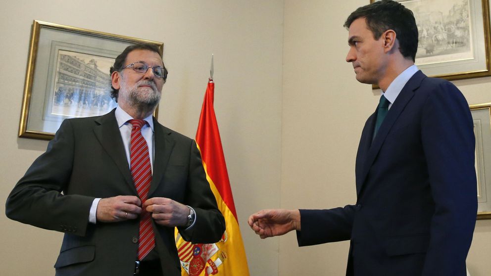 Rajoy contacta con Sánchez por Twitter y le pide trabajar en la 'gran coalición'