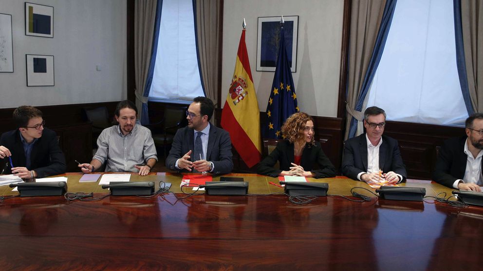 PSOE, Podemos y C's inician la decisiva reunión a tres con 18 negociadores