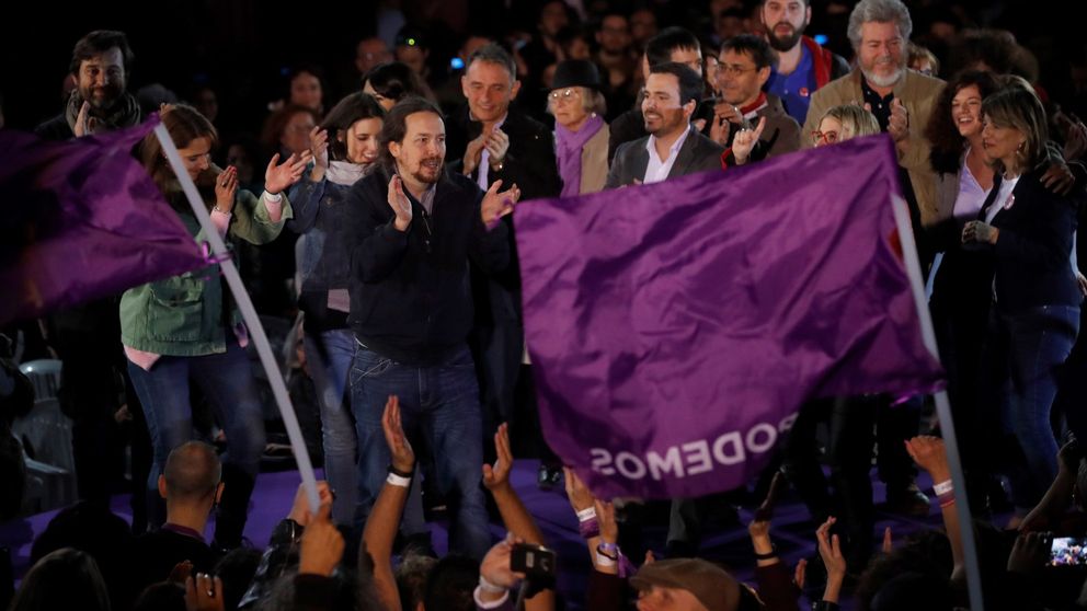 La caída libre de Podemos y el frenazo de Vox dan dos escaños más a PSOE y PP