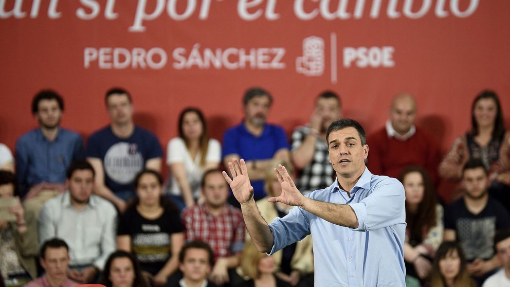 Los cuadros del PSOE empiezan a resignarse al rol de 'bisagra'