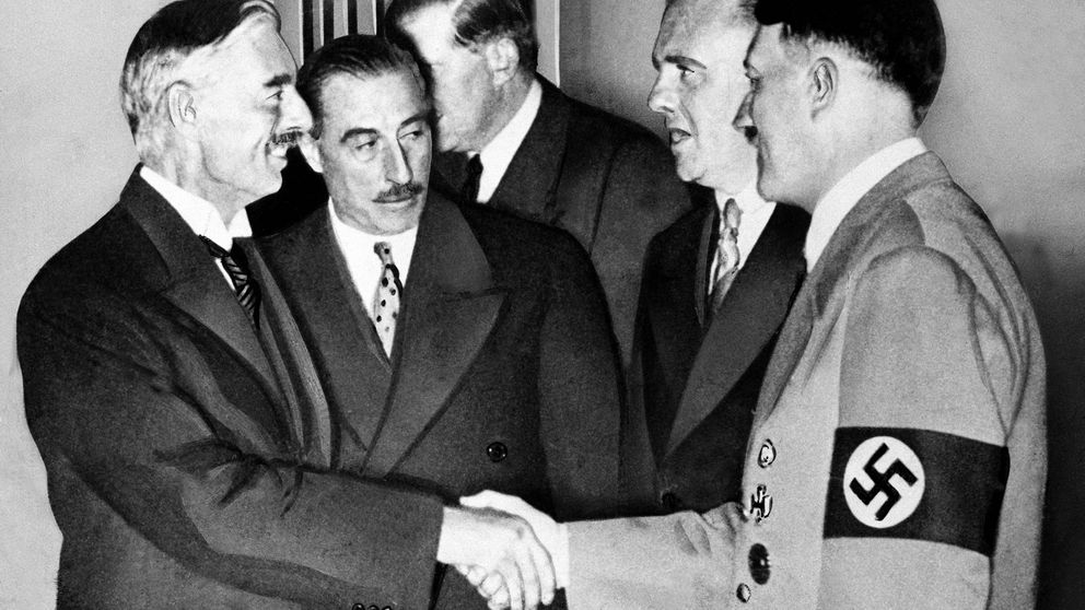 Chamberlain, Hitler y Europa: el lado oculto  de la Segunda Guerra Mundial