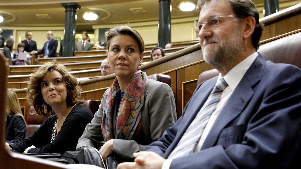 Rajoy asume la coordinación Gobierno-PP y zanja la pugna eterna Santamaría-Cospedal