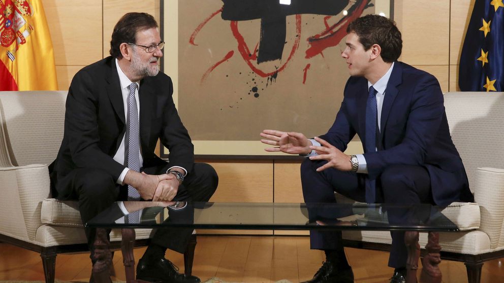 Rivera y Rajoy acuerdan prohibir el referéndum en cualquier pacto de Gobierno