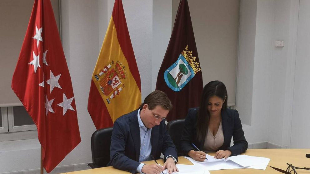 Almeida y Villacís pactan un gobierno de coalición y Vox da su apoyo