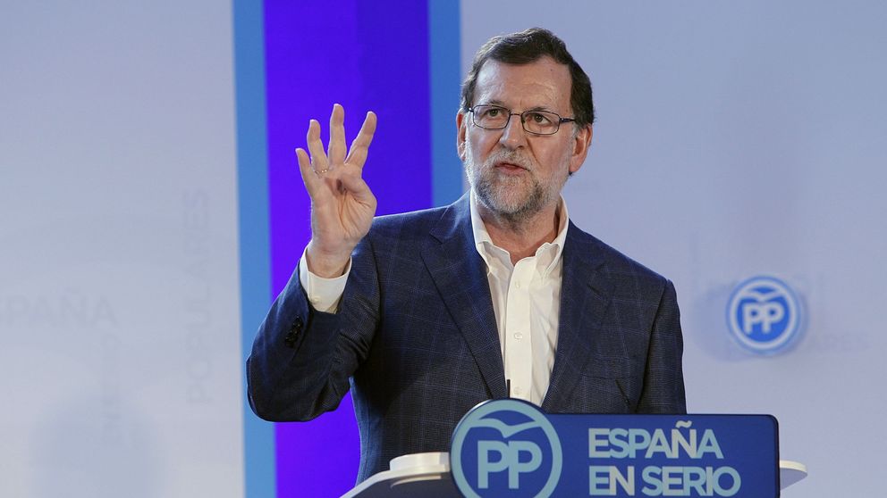 Rajoy evita hablar de Soria en su primera aparición tras la dimisión