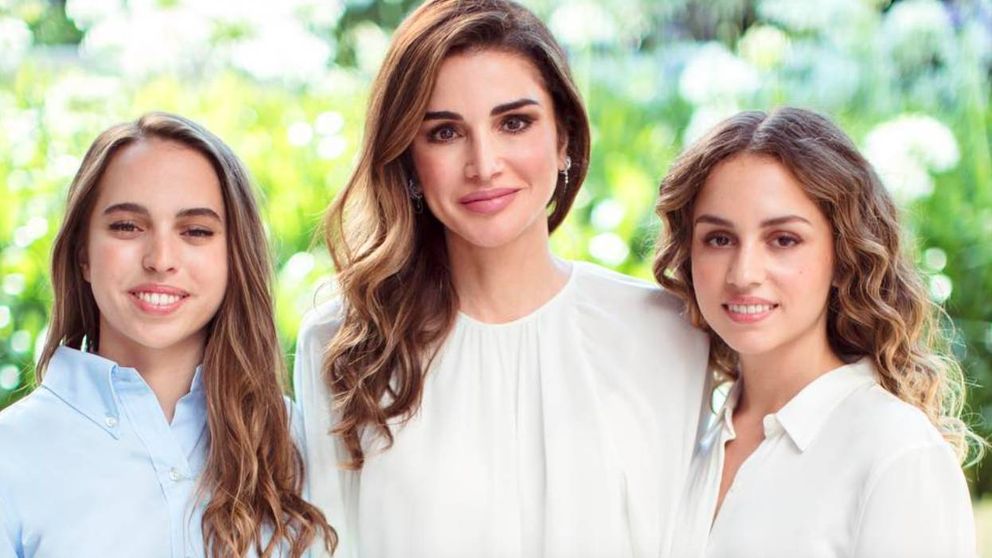 asi-son-salma-e-iman-de-jordania-princesas-herederas-de-la-belleza-y-el-estilo-de-rania.jpg