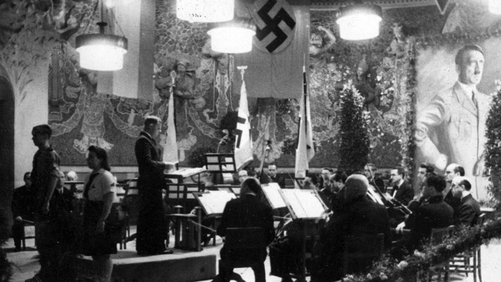 Foto: Palau de la Musica de Barcelona el 10 de noviembre de 1943 durante la celebración del cumpleaños de Hitler