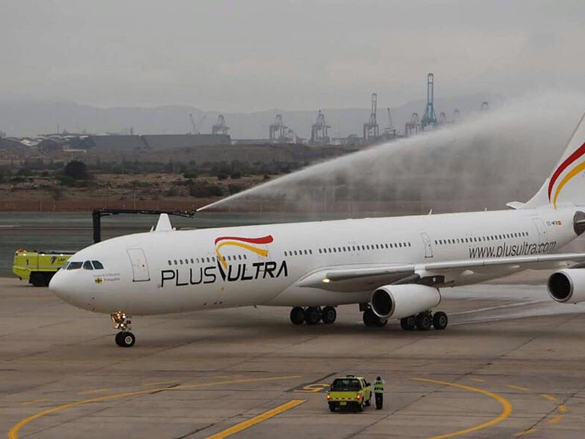 Foto: Fotografía cedida por la aerolínea española Plus Ultra