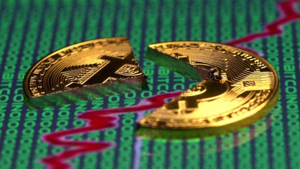 Foto: Representación bitcoin. (Reuters)