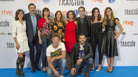 Presentación de 'Traición': Ana Belén, Manuela Velasco, Antonio Velázquez, Eloy Azorín...