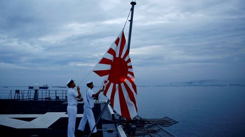 A bordo del portahelicópteros Kaga de la marina de Japón