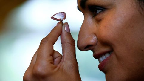 Subastado en Ginebra un diamante rosa extraordinario: han pagado 28 millones de euros por él
