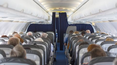 ¿Hay un médico a bordo?: el cirujano que explica cómo atender a un paciente en un avión