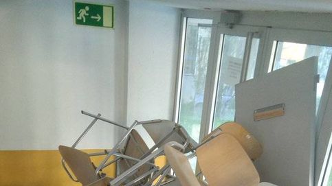 Huelga en Educación: destrozos en la Facultad de Economía de la Universidad Autónoma de Madrid 