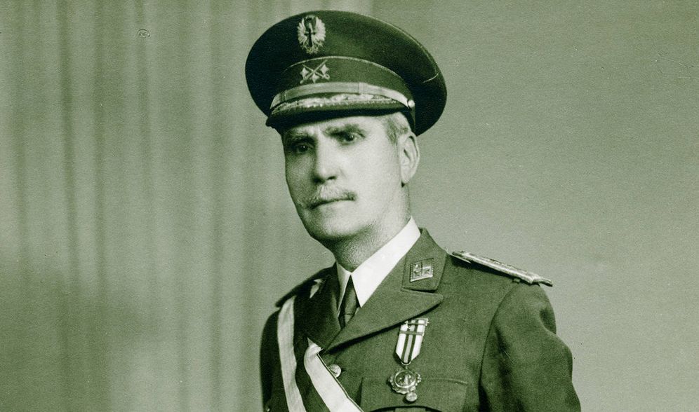 Foto: El general Rafael Latorre Roca. La fotografía proviene de la colección particular de la familia Fernández Corte