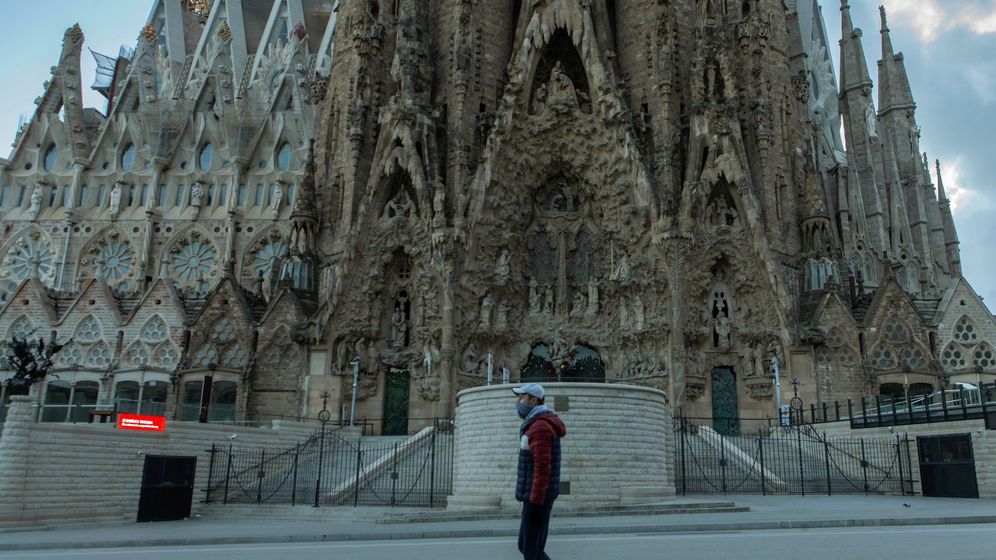 Foto: La Sagrada Familia, sin colas para entrar. (EFE)