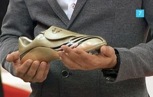 6.000 euros por las botas de Messi 