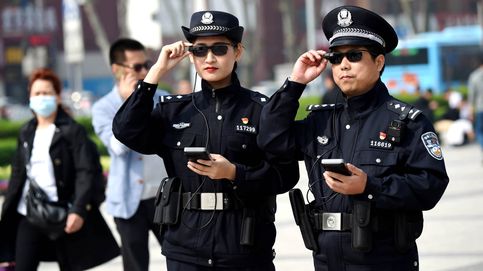 La policía del futuro muestra sus armas en esta feria tecnológica china