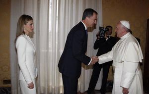 El Papa Francisco recibe a Don Felipe y Doña Letizia