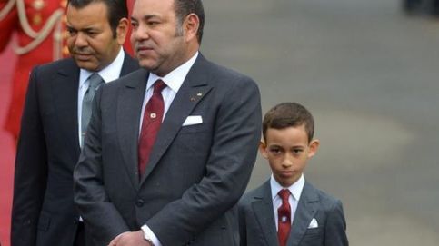 El príncipe Hassan de Marruecos, todo un caballero a sus 12 años