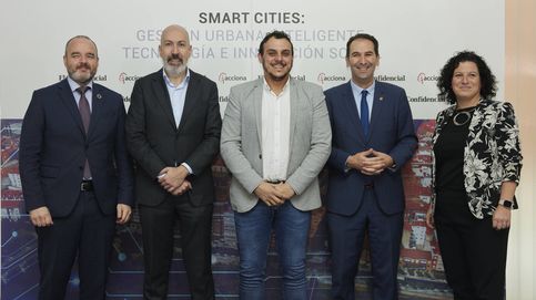 Foro 'Smart cities: gestión urbana inteligente, tecnología e innovación social', en imágenes