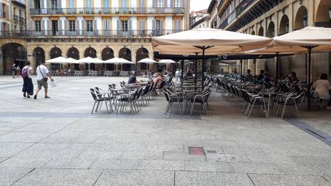 Ni turistas ni pancartas contra ellos: la Parte Vieja de San Sebastián se queda sin su festival