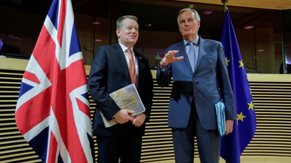 Foto: Michel Barnier y David Frost. (Reuters)