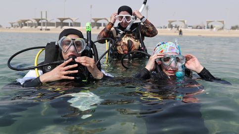 Las primeras instructoras de buceo de Arabia Saudí