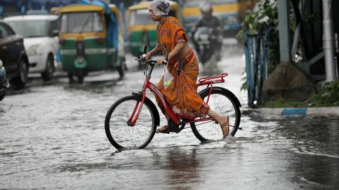 Fuertes lluvias monzónicas en Calcuta y Colombiamoda 2021: el día en fotos