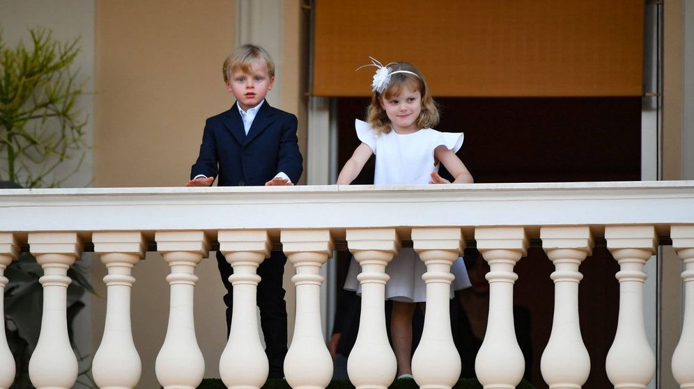 Foto: Jacques y Gabriella, en el balcón de palacio. (Palais Princier)