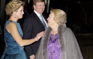 Máxima de Holanda homenajea a su predecesora, la princesa Beatriz