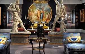 Los muebles de Gianni Versace