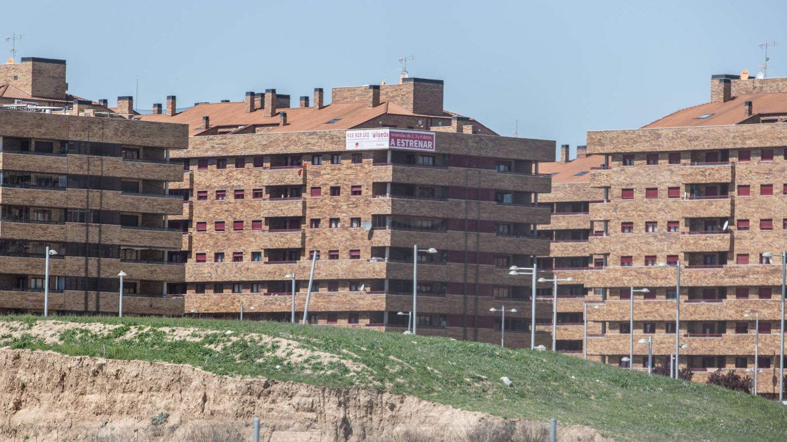 La vivienda cae de manera generalizada en toda España por primera vez desde 2016 thumbnail