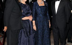 Antonio Banderas y Hillary Clinton reciben el premio Queen Sofía
