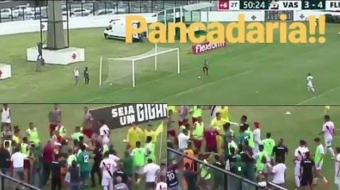 El baile que desató una batalla campal en un partido de fútbol en Brasil