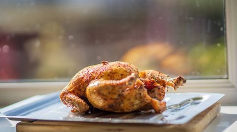 ¿Es bueno comer el pollo con piel? Los nutricionistas lo tienen muy claro