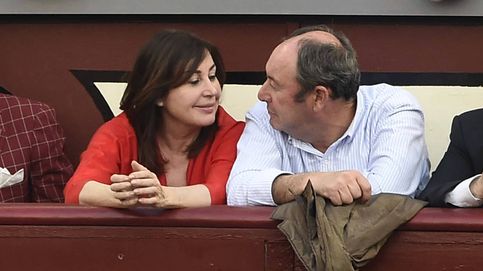 Carmen Martínez-Bordiú y Luis Miguel Rodríguez, carantoñas de enamorados en los toros