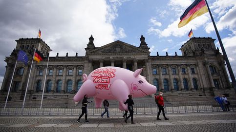 Activistas protestan contra la carne barata y el Tour promete emoción: el día en fotos