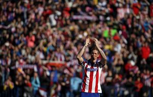Fernando Torres vuelve a vestirse de rojiblanco