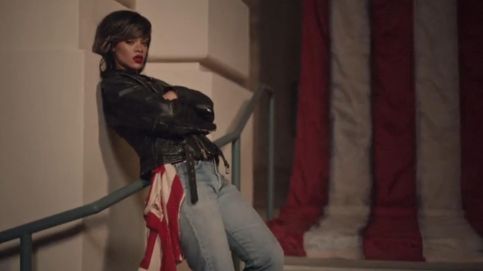 Rihanna, de lo más patriota en el videoclip de 'American Oxygen'
