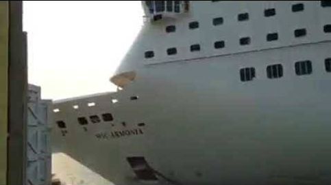 Un crucero gigante embiste un muelle en el Caribe