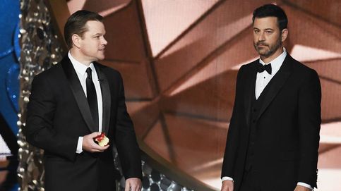 Matt Damon se burla de Jimmy Kimmel en los premios Emmy