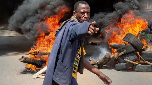 Protestas en Sudáfrica y temperaturas en descenso: el día en fotos